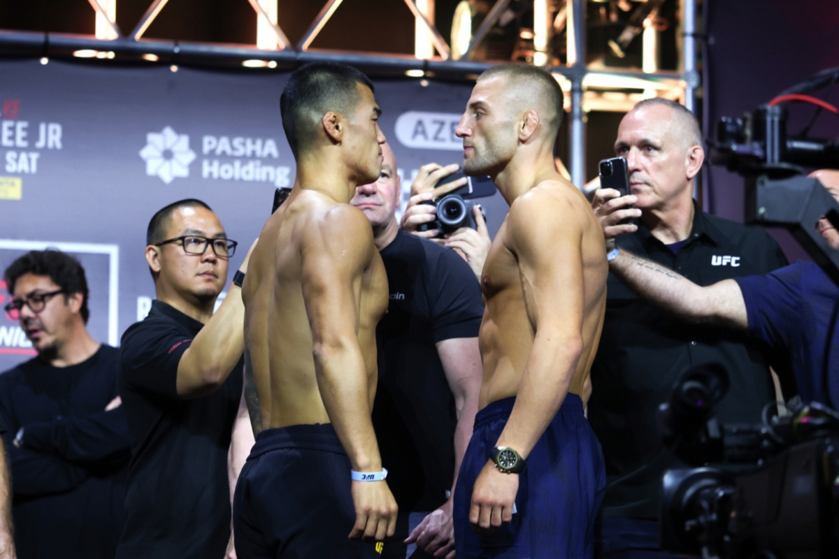 고석현(왼쪽)과 오반 엘리엇. /사진=UFC 제공