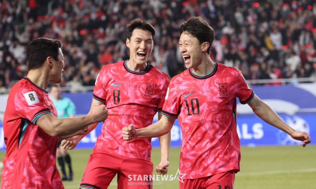 2026 북중미 월드컵 아시아 3차 예선 대한민국 대 요르단 경기가 지난 3월 수원월드컵경기장에서 열렸다. 이재성이 첫골을 터뜨린 후 환호하고 있다. /사진=김진경 대기자