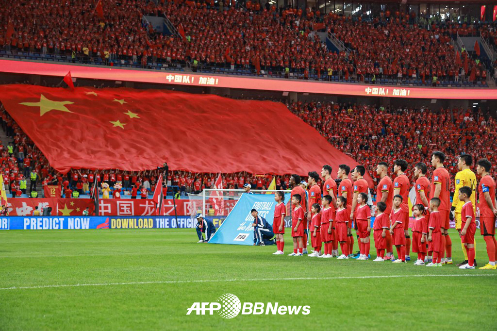 지난해 9월 사우디아라비아와의 2026 FIFA 북중미 월드컵 아시아 3차 예선을 앞둔 중국 축구 국가대표팀 선수들. /AFPBBNews=뉴스1