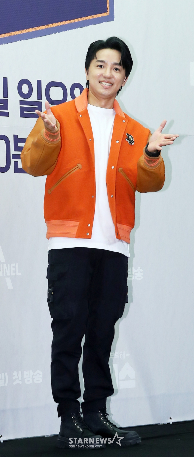 조정식 영어 강사가 2일 오전 서울 마포구 상암동 스탠포드 서울에서 진행된 채널A 예능 '성적을 부탁해 : 티처스' 제작발표회에 참석해 포즈를 취하고 있다. '성적을 부탁해 : 티처스'는 공부와 성적이 고민인 중•고등학생에게 대한민국 최고의 강사진이 직접 코칭해 성적을 올려주는 에듀 솔루션 버라이어티 프로그램이다. 오는 5일 첫 방송. 2023.11.02 /사진=김창현