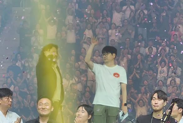 사진=탁현민 페이스북