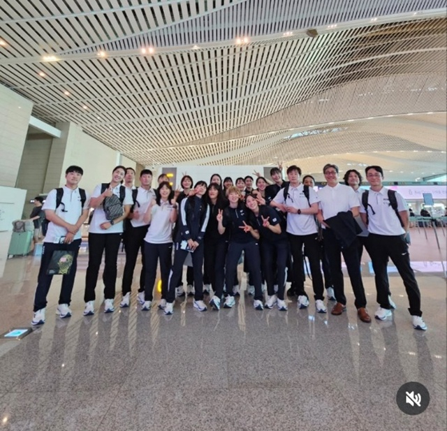 중국으로 향한 한국 여자농구대표팀. /사진=대한민국농구협회 SNS