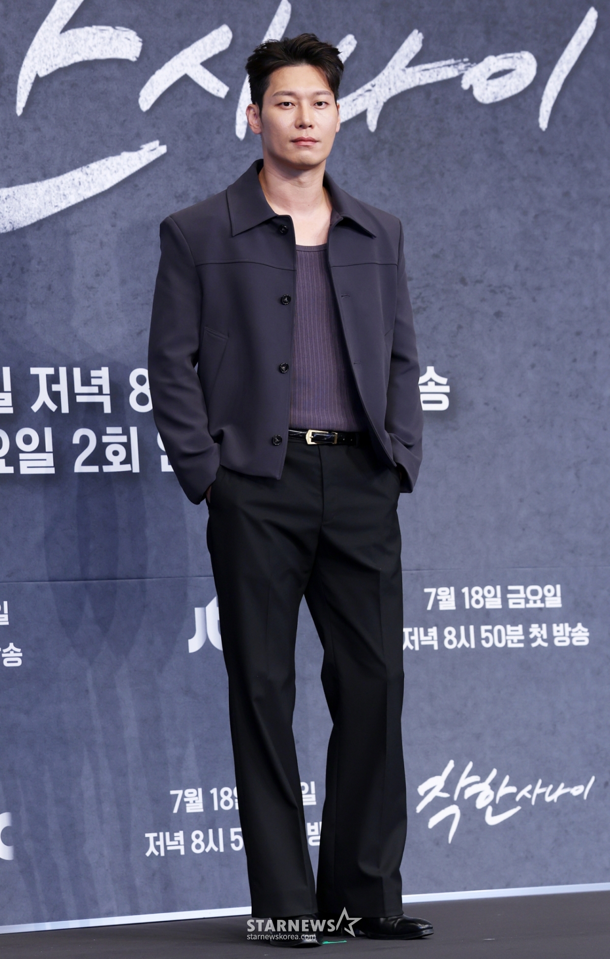 배우 박훈이 14일 오후 서울 구로구 더링크호텔에서 열린 JTBC 금요시리즈 '착한 사나이' 제작발표회에서 포즈를 취하고 있다. /2025.07.14 /사진=김휘선 hwijpg@