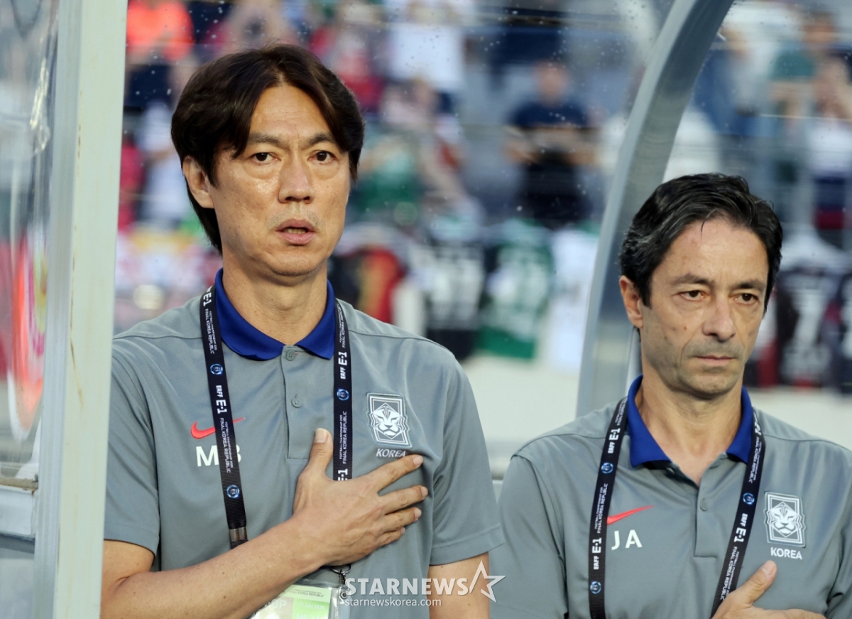 홍명보 감독 S이 15일 용인미르종합운동장에서 열린 2025 동아시아축구연맹(EAFF) E-1 챔피언십(동아시안컵) 일본과의 최종전을 준비하고 있다. 2025.07.15. /사진=강영조 선임기자