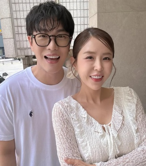 문원, 신지 /사진=신지 SNS