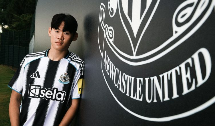 잉글랜드 프리미어리그(EPL) 뉴캐슬 유나이티드에 입단하며 한국 선수 역대 20번째 프리미어리거가 된 박승수. /사진=뉴캐슬 SNS 캡처
