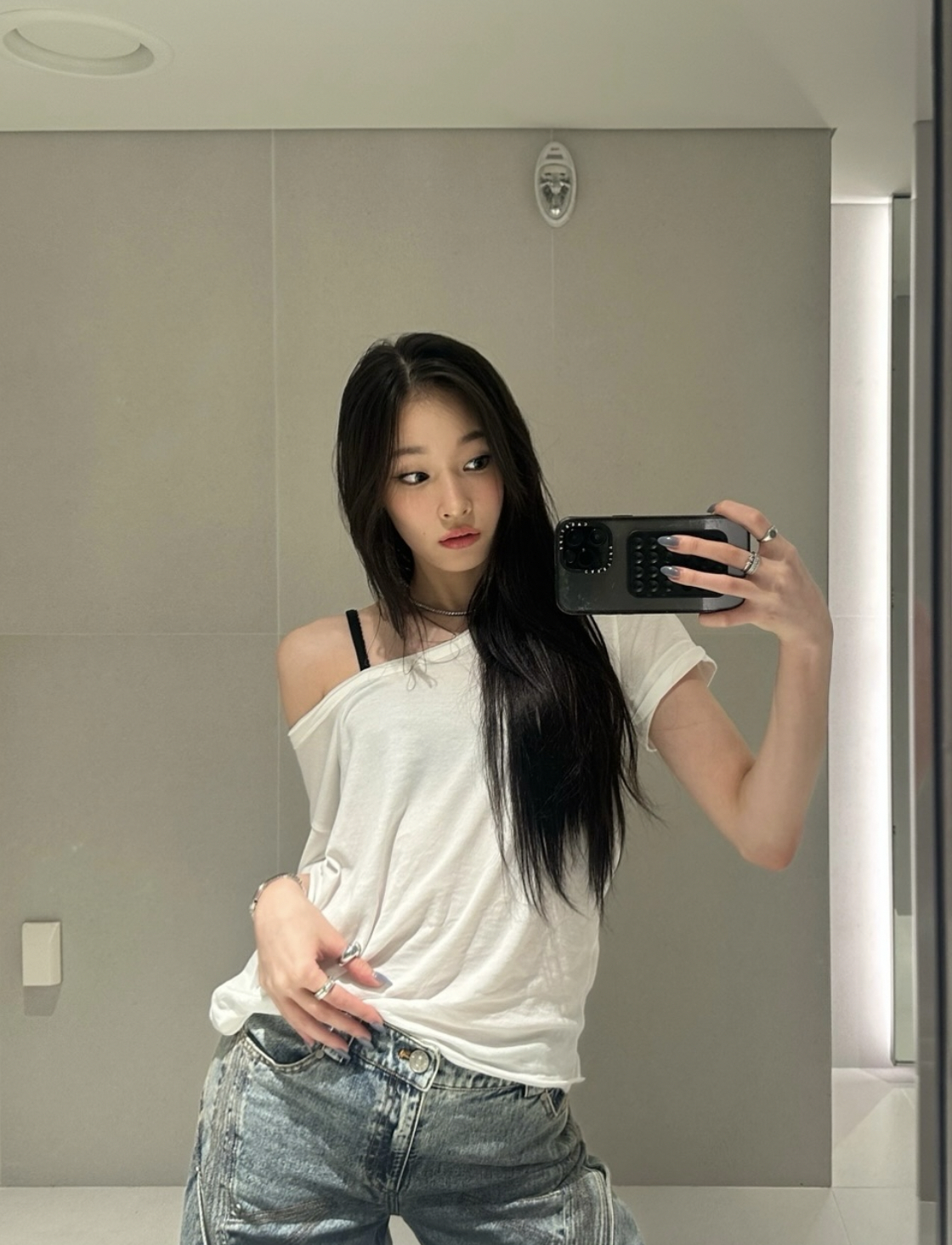 /사진=애니 SNS