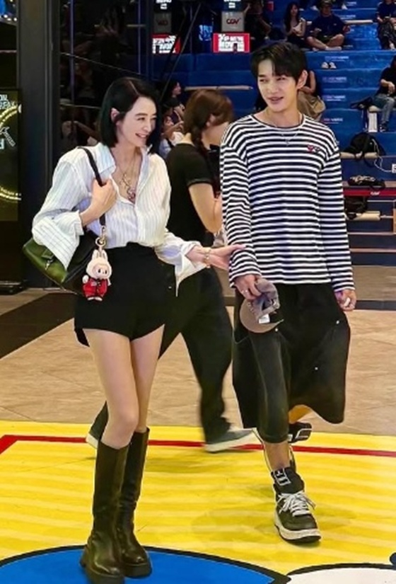 김혜수, 윤상현 /사진=김혜수 SNS