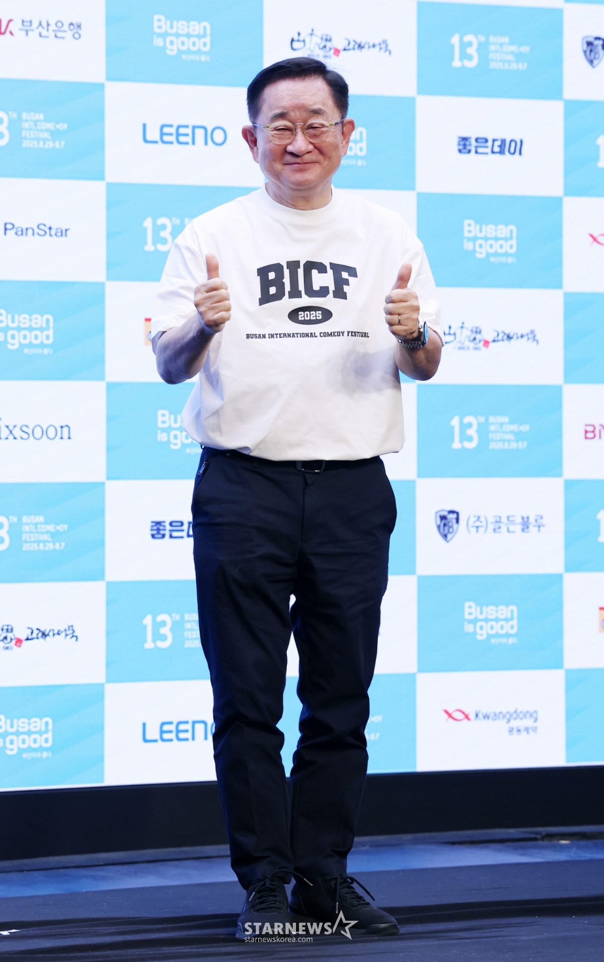 개그맨 이홍렬이 1일 서울 마포구 상암 스탠포드 호텔에서 진행된 제13회 '부산국제코미디페스티벌' 기자간담회에 참석해 포즈를 취하고 있다. /2025.08.01 /사진=김휘선 hwijpg@