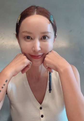 /사진=슈 SNS