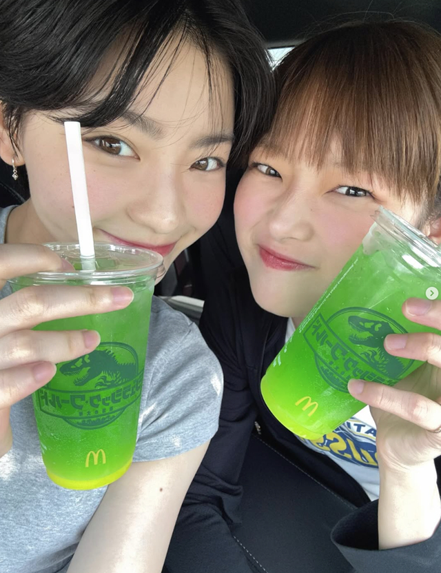미야자키 토모카(왼쪽). /사진=미야자키 토모카 SNS