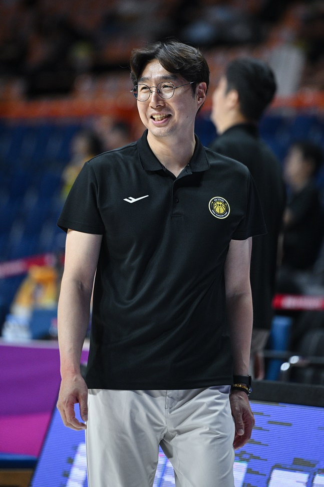 김완수 KB스타즈 감독. /사진=WKBL 제공