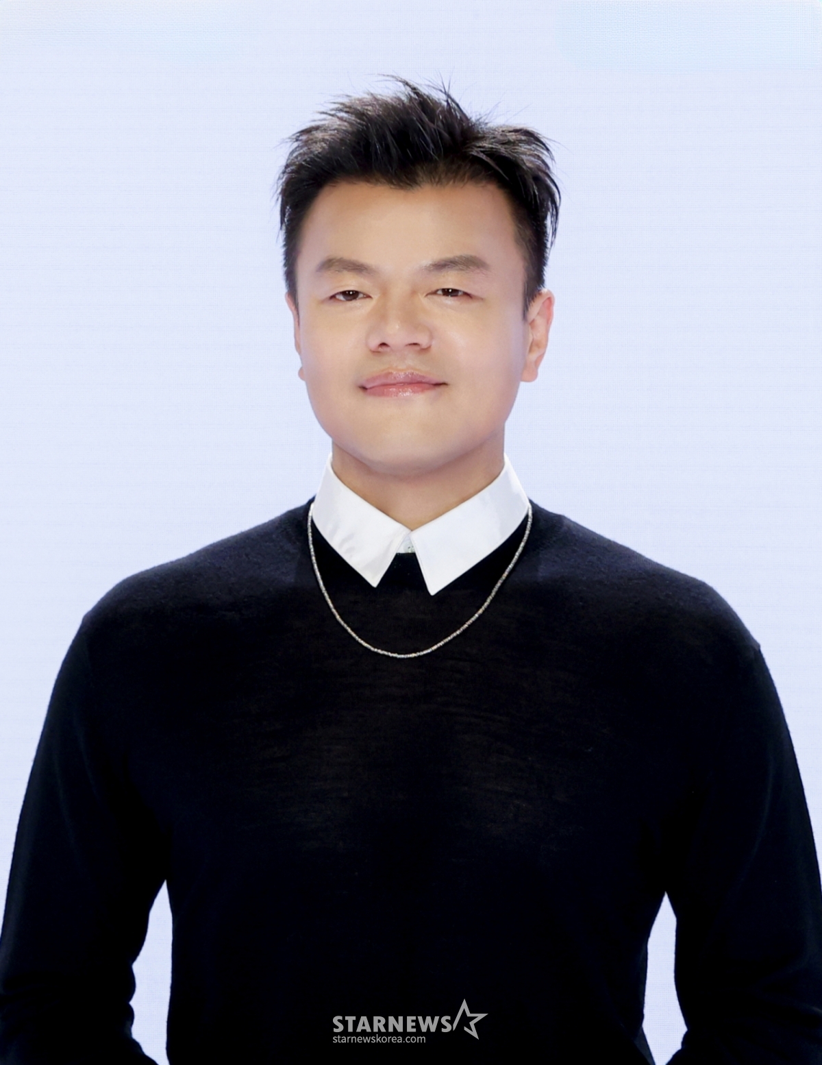 (서울=뉴스1) 허경 기자 = 이재명 대통령이 9일 대중문화교류위원회 공동위원장에 박진영 JYP엔터테인먼트 대표 프로듀서를 임명했다. (대통령실 제공. 재판매 및 DB 금지) 2025.9.9/뉴스1  Copyright © 뉴스1. All rights reserved. 무단 전재 및 재배포,  AI학습 이용 금지. /사진=(서울=뉴스1) 허경 기자