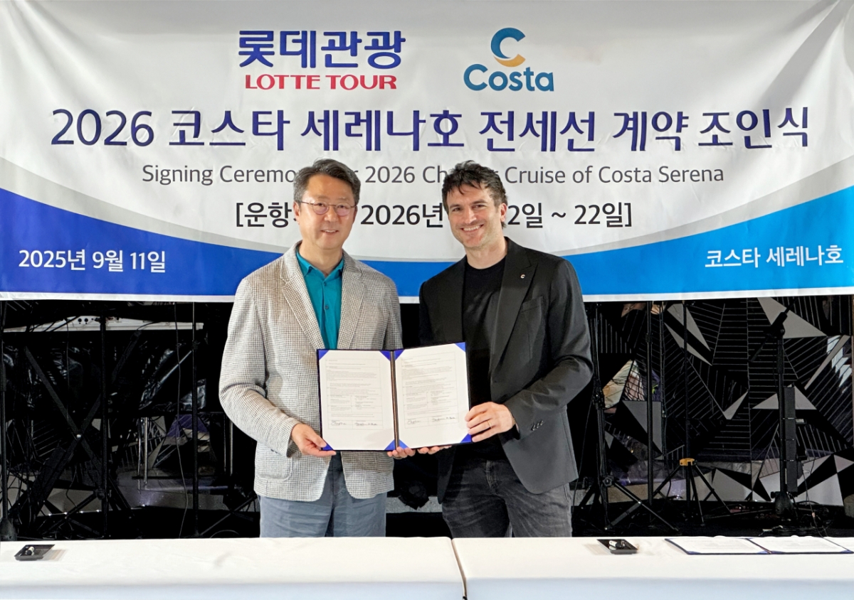 백현 사장(왼쪽), 코스타 부사장 무글리아 프란체스코