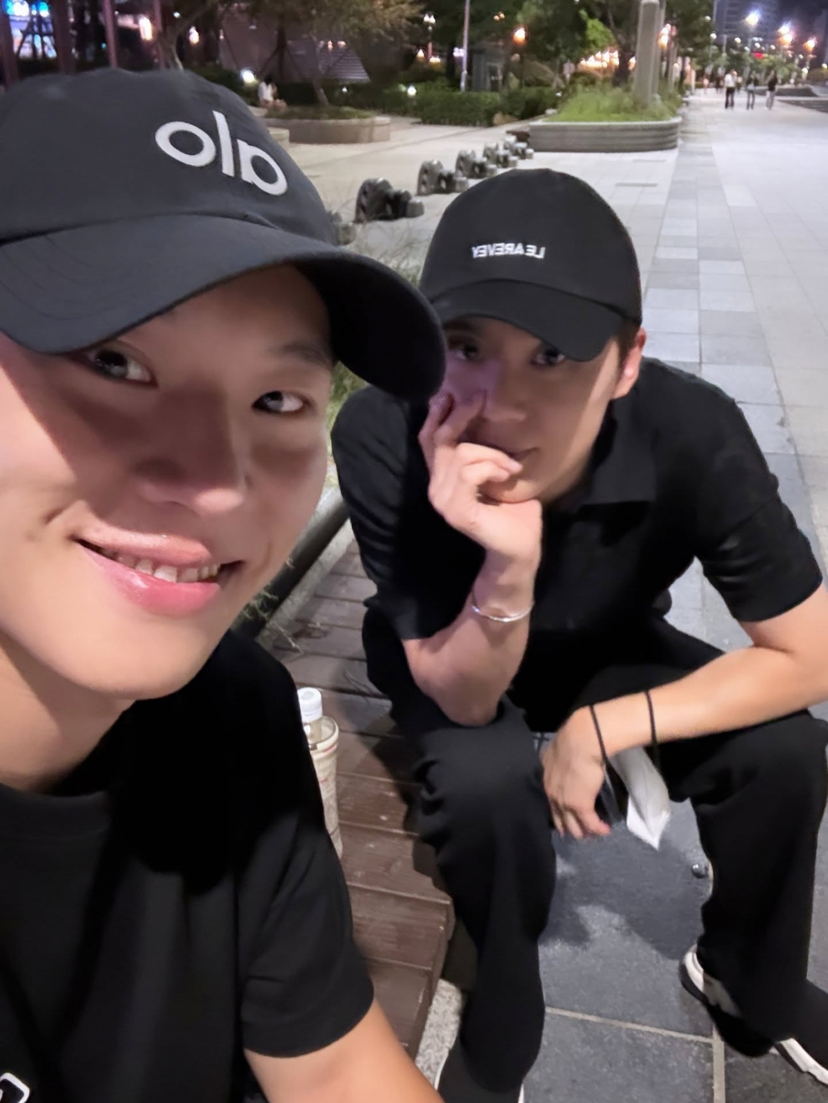 왼쪽부터 김성철, 김준수 /사진=김준수 인스타그램 캡처