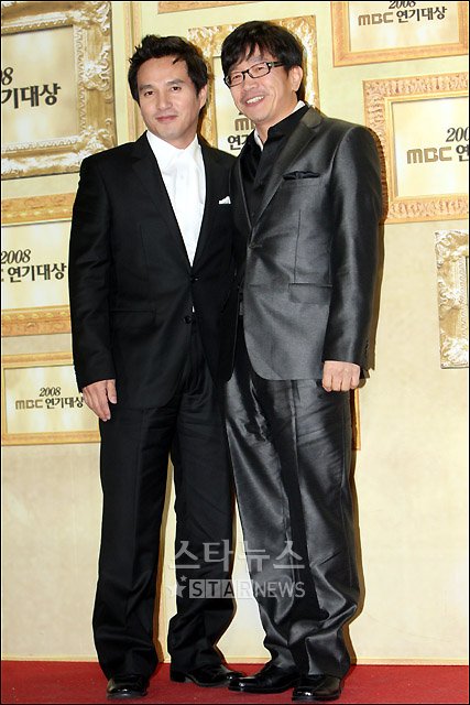 [★포토]다정하게 포즈 취하는 '뉴하트' 조재현-박철민