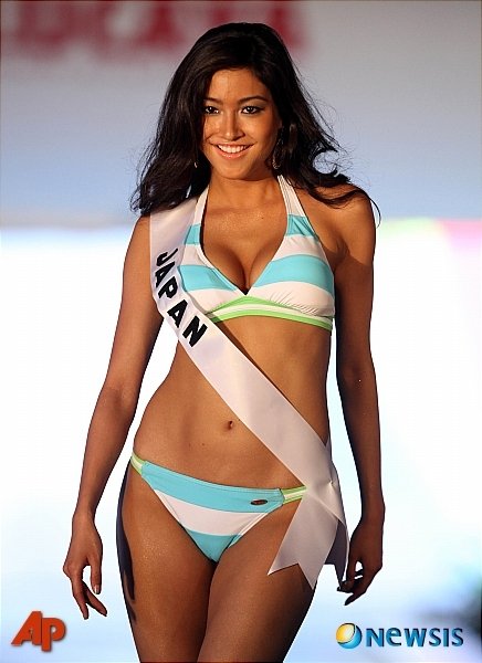 [★포토] 서구적 몸매의 미스 일본