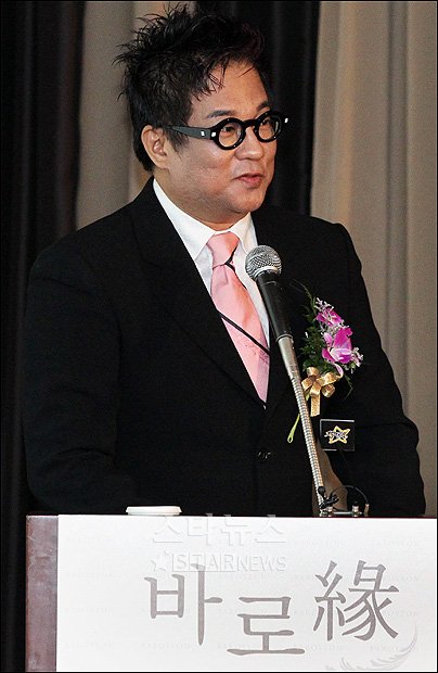 [★포토]이무송, 결혼정보회사 대표이사 됐어요!