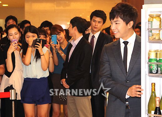[★포토]이승기 미소...설레는 여심(女心)