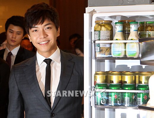 [★포토]이승기, Ƈ등 신랑감의 미소'