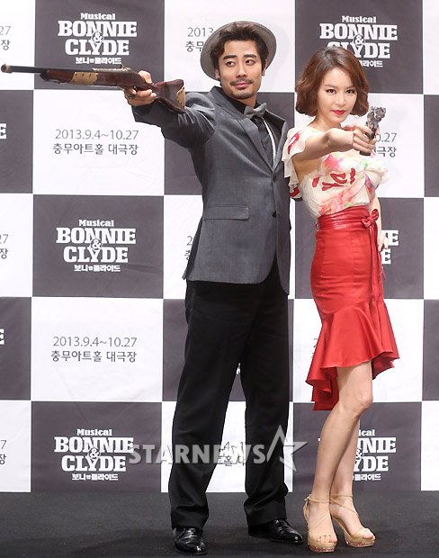 [★포토]한지상-리사, '카리스마 넘치는 커플'