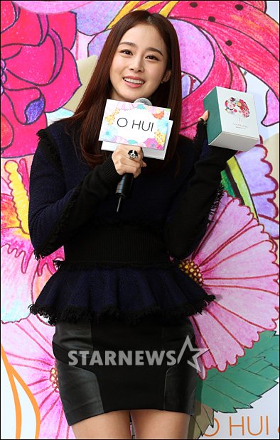 [★포토]김태희 '아름다운 얼굴 캠페인 참여했어요'