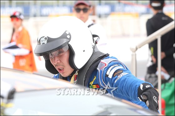 [★포토]하하, '(노)홍철아 무사히 돌아와!'