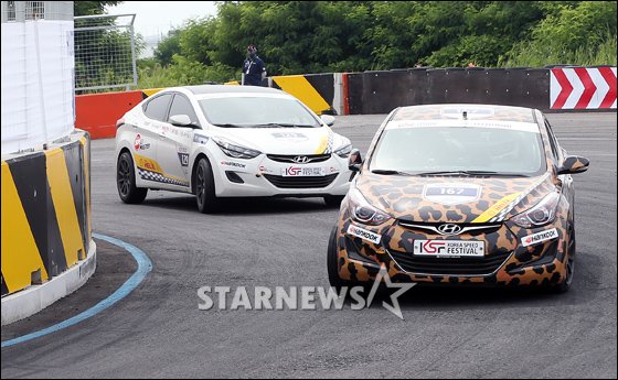 [★포토]노홍철, 긴장감 느껴지는 경합!