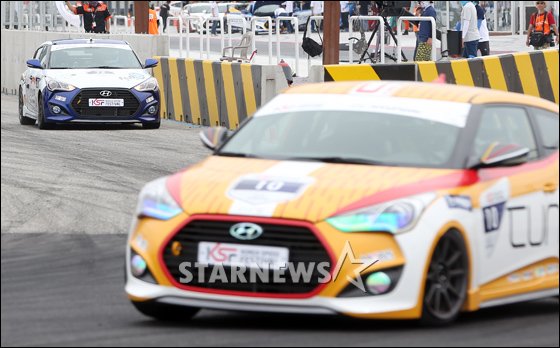 [★포토]유재석 '나도 달리고 싶은데...'