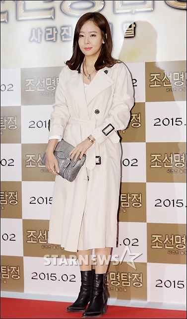 [★포토]소유진, '롱코트 입고 시사회 나들이'