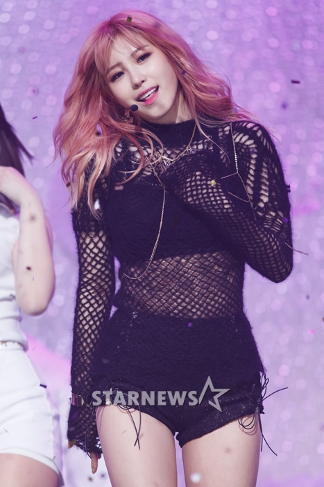 [★포토]전효성, 시스루 룩으로 섹시하게!