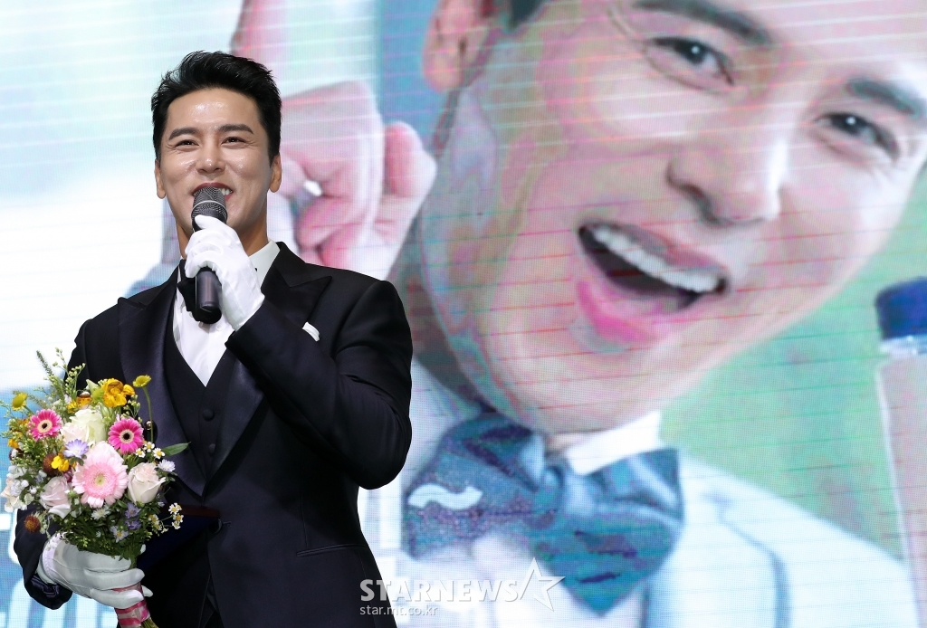 장민호 &amp;#39;CF스타 신인상 수상&amp;#39;[★포토]