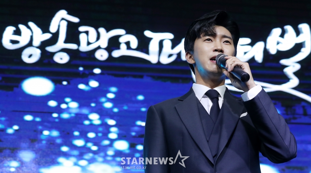 임영웅 &amp;#39;감미로운 보이스&amp;#39;[★포토]