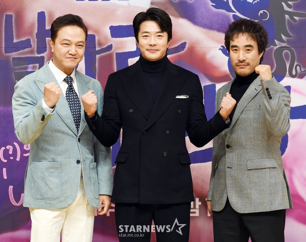 정웅인-권상우-배성우 '파이팅'[★포토]