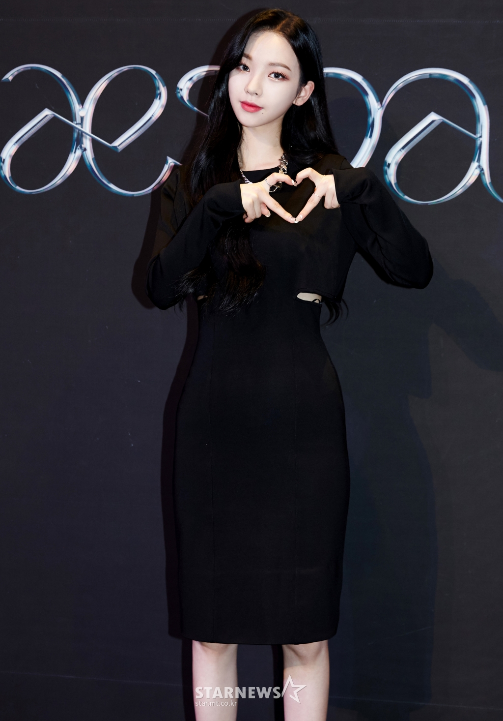 에스파 카리나 &amp;#39;블랙여신 강림&amp;#39;[★포토]