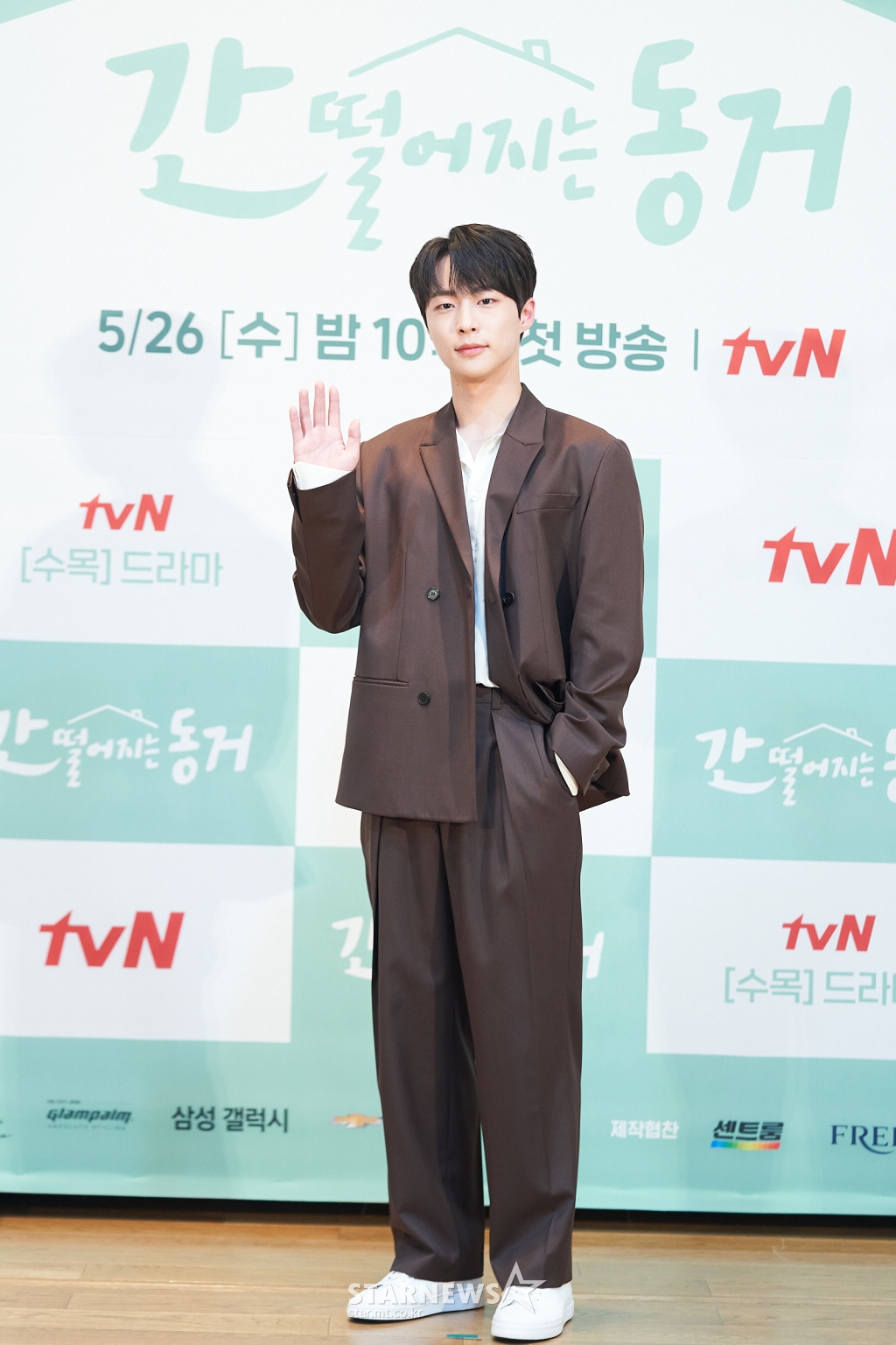 배인혁 '인사는 시크하게'[★포토]