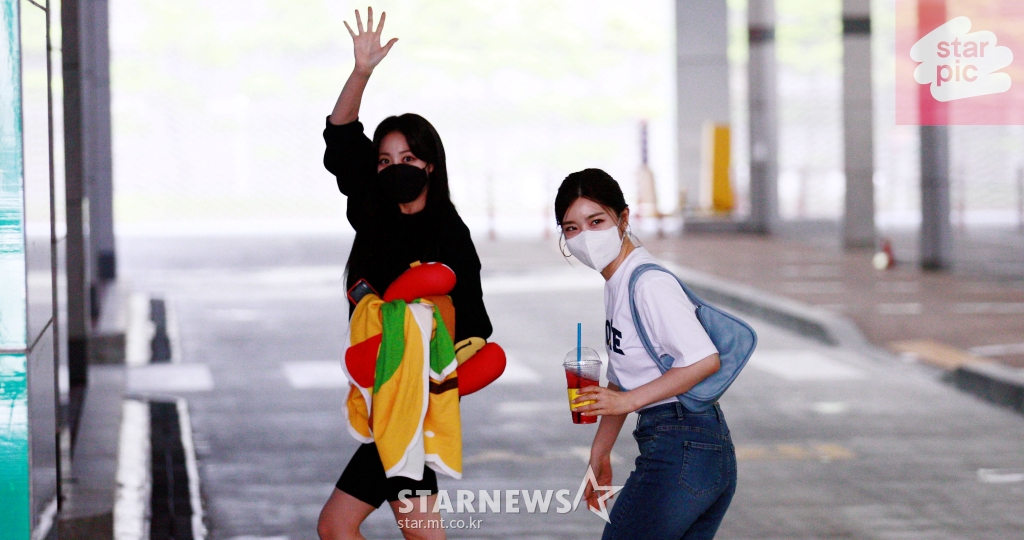 브레이브걸스 은지-민영 &amp;#39;왕눈좌와 메보좌!&amp;#39; [영상]