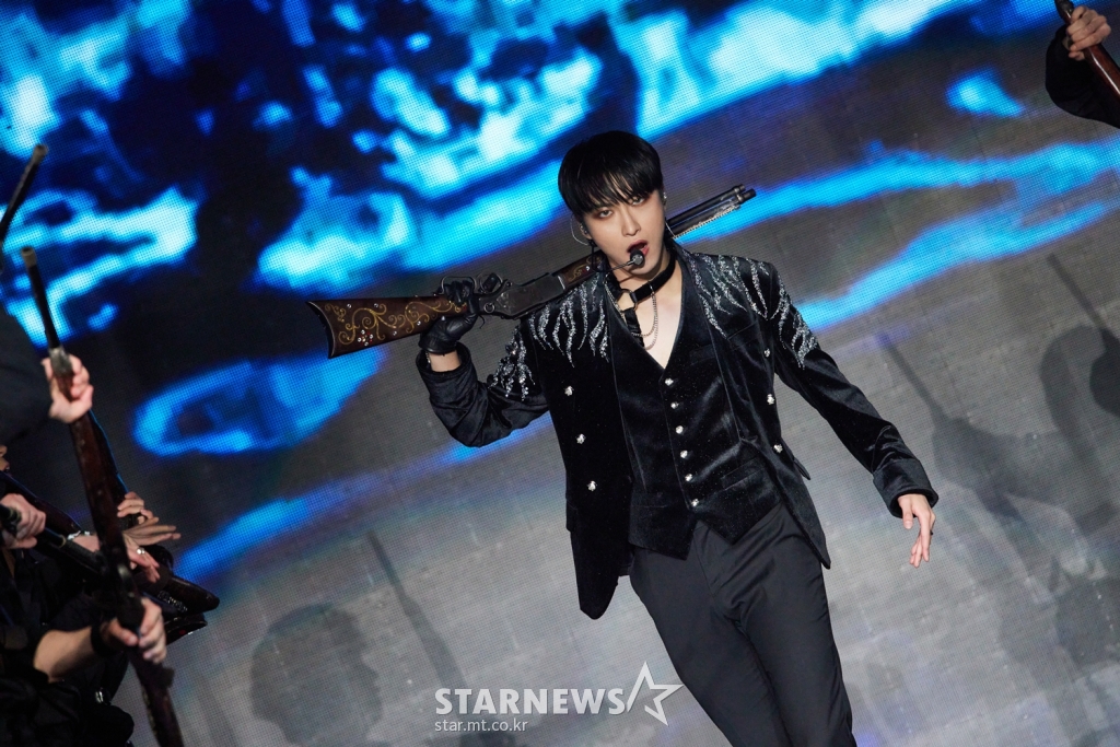 에이티즈 성화 &amp;#39;매력 넘치는 건맨&amp;#39;[★포토]