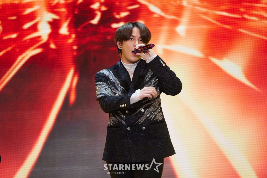 에이티즈 종호 &amp;#39;넘치는 매력&amp;#39;[★포토]