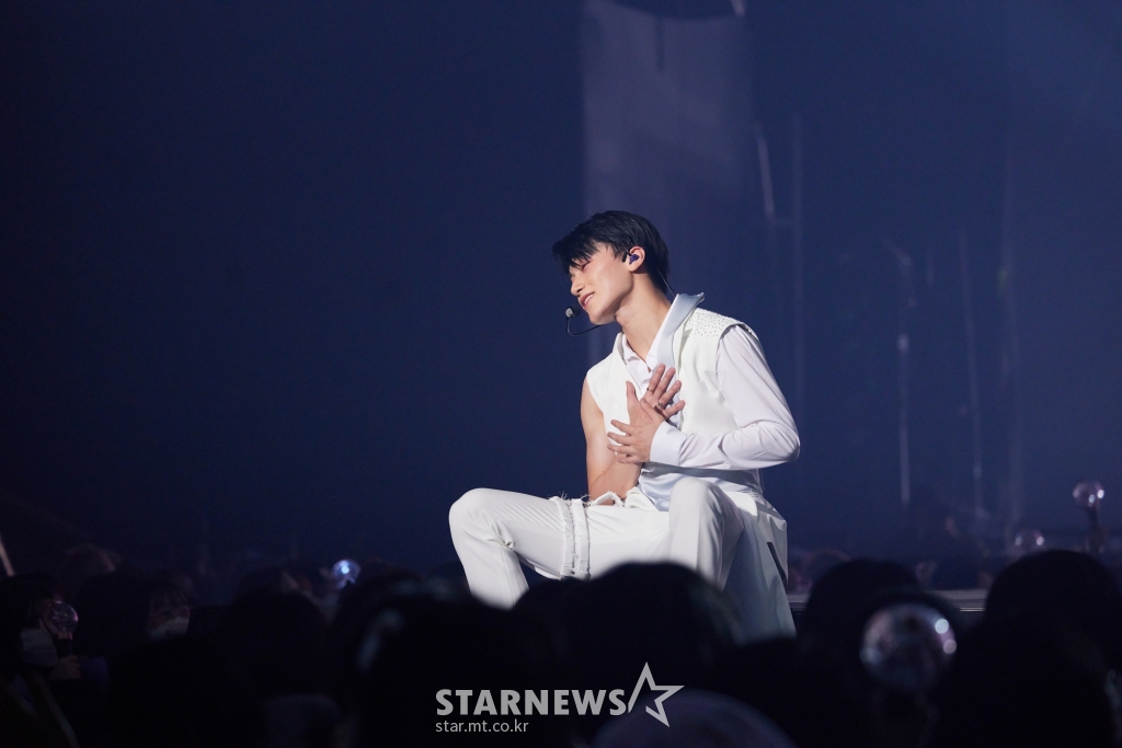 에이티즈 산 &amp;#39;팬심 잡는 무대&amp;#39;[★포토]