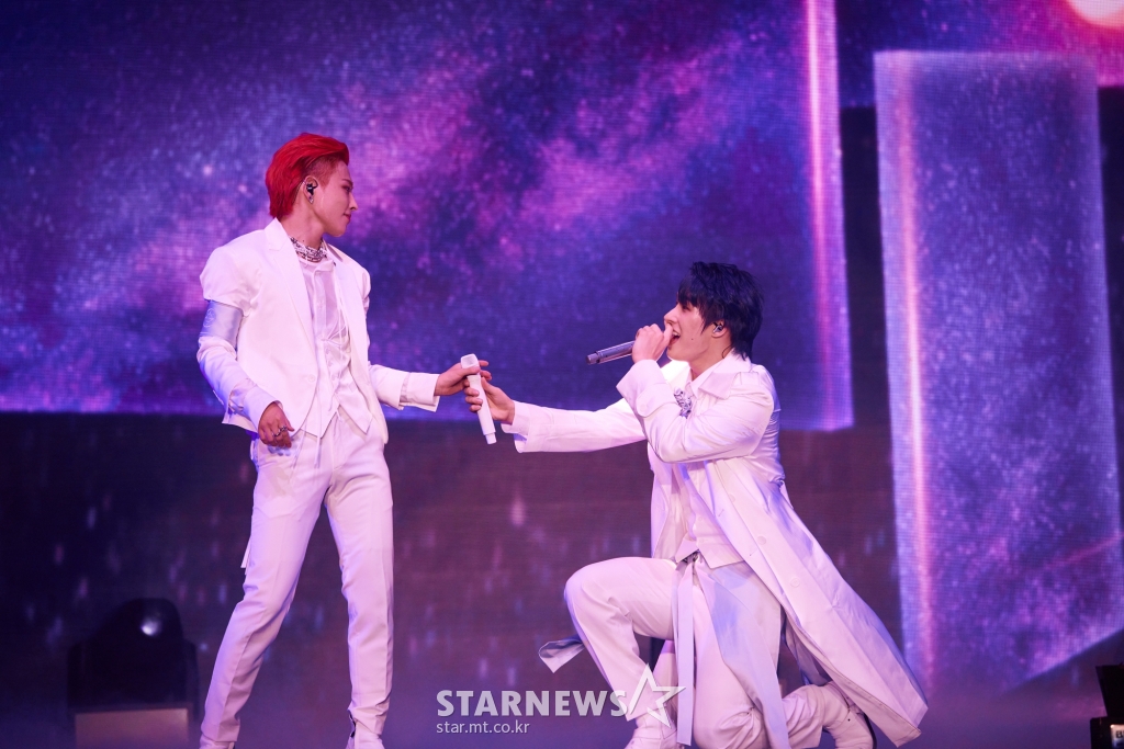 에이티즈 홍중-민기 &amp;#39;완벽케미&amp;#39;[★포토]