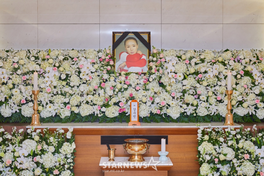 하늘의 별이 된 故 강수연 [★포토]