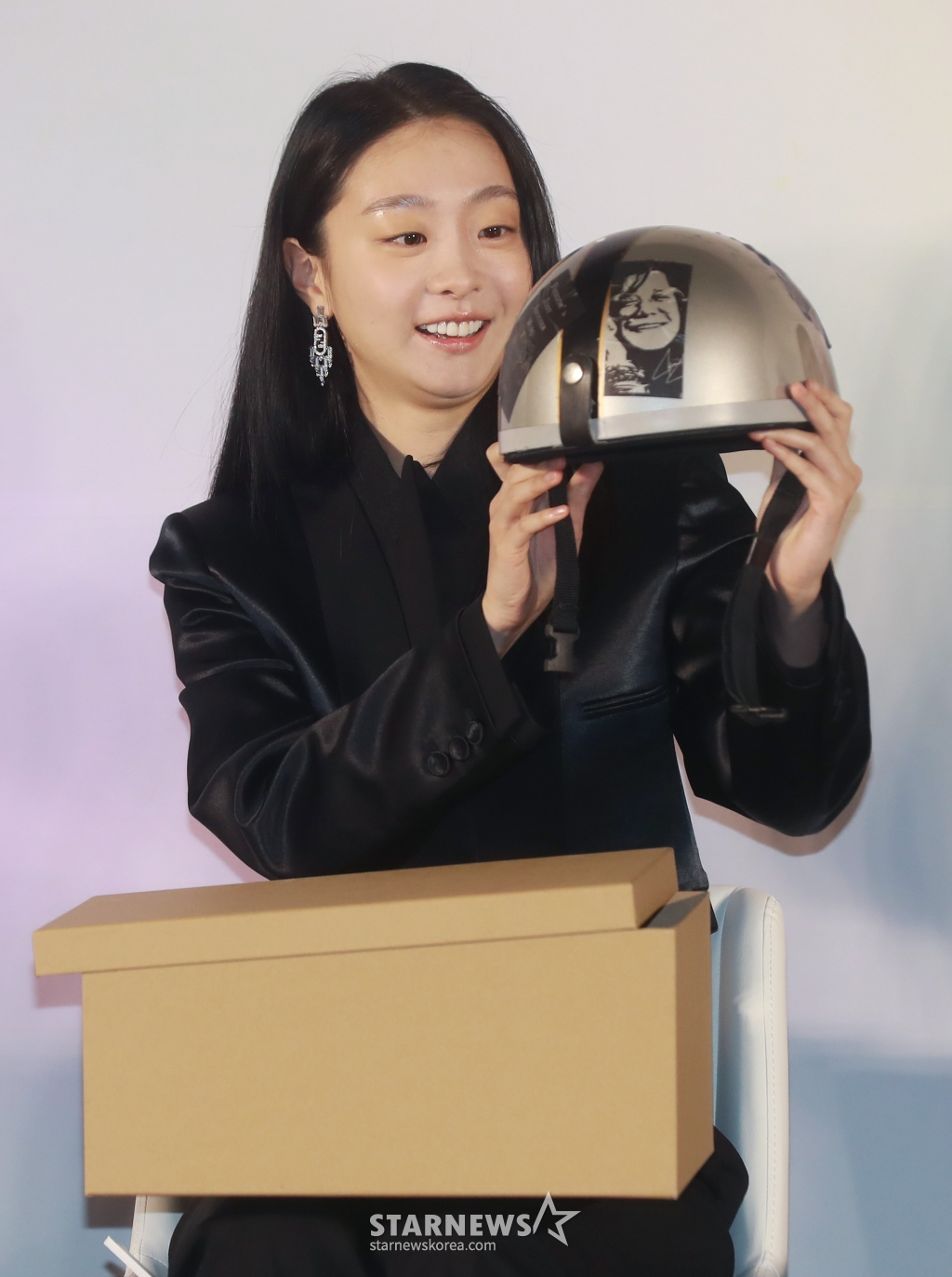 김다미 &amp;#39;애착헬멧이에요&amp;#39;[★포토]