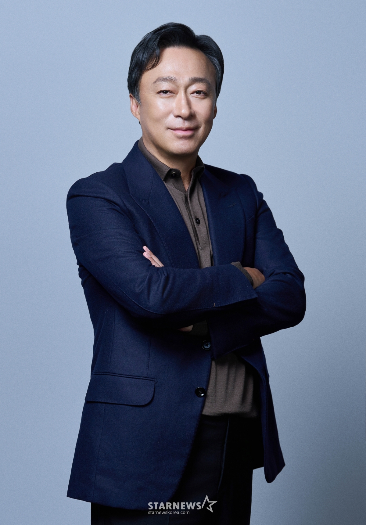 이성민 '포즈는 여유롭게'[★포토]