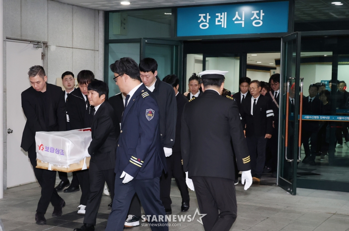 故전유성 발인제 엄수[★포토]