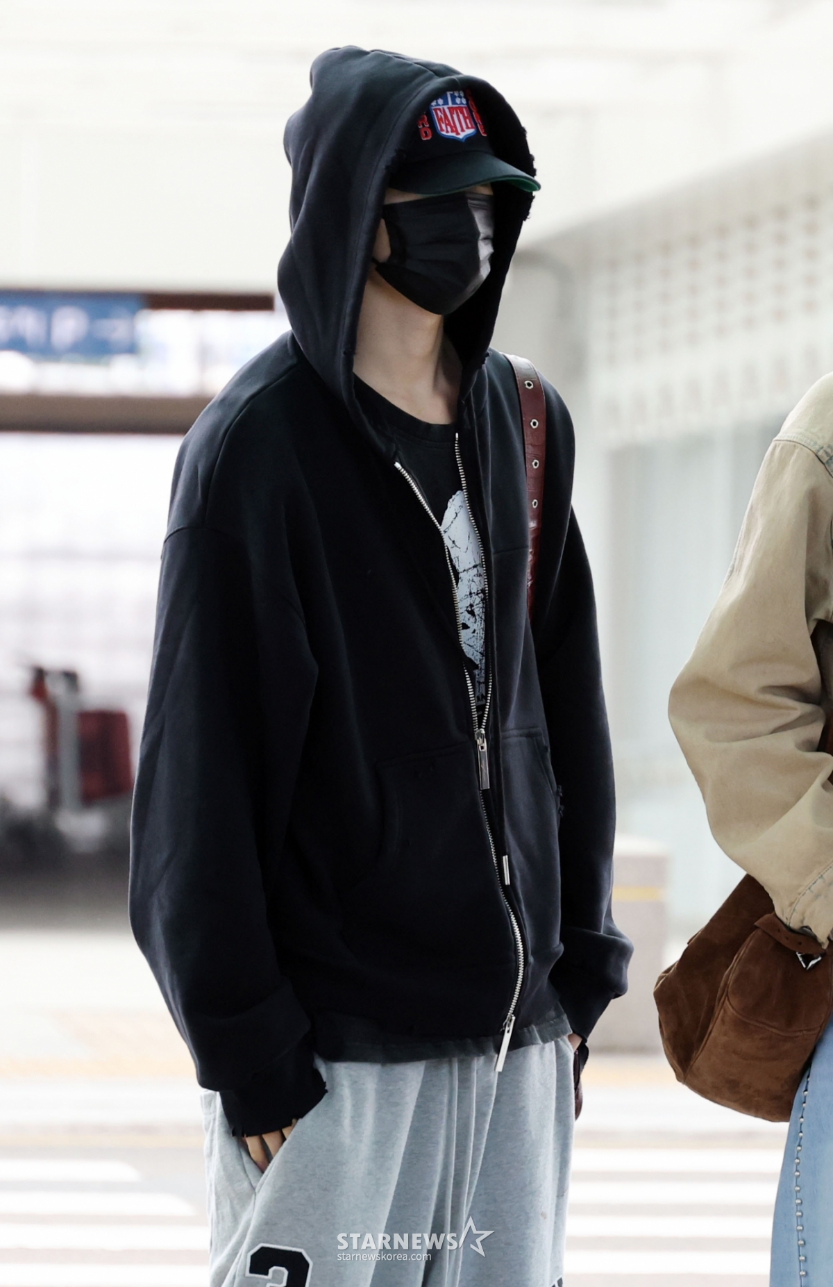 엔하이픈 니키 '잘 다녀올게요'[★포토]