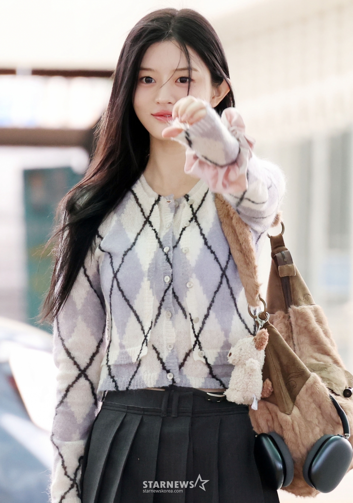 아일릿 민주 '귀여운 하트'[★포토]