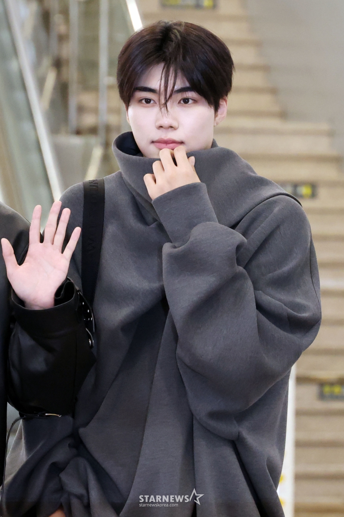 제로베이스원 박건욱 '귀여운 표정' [★포토]