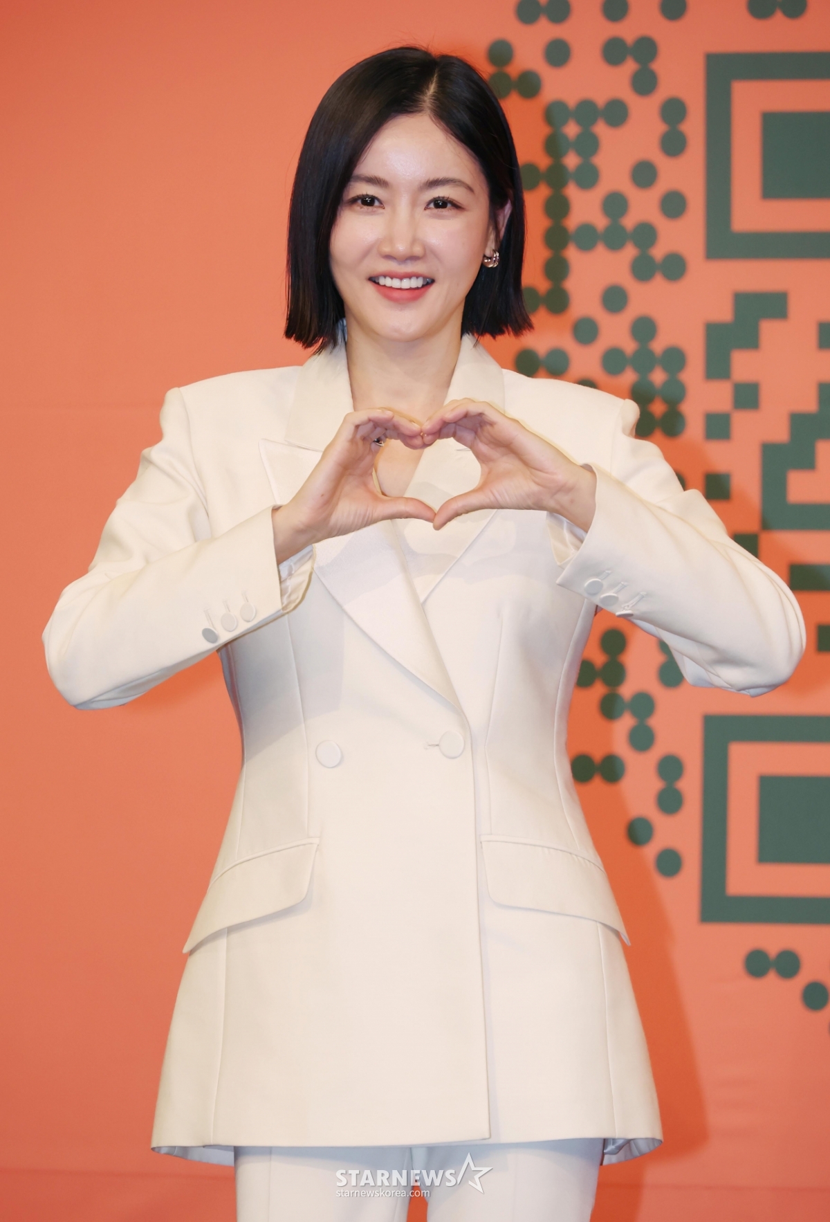 황우슬혜 '사랑스런 손하트'[★포토]