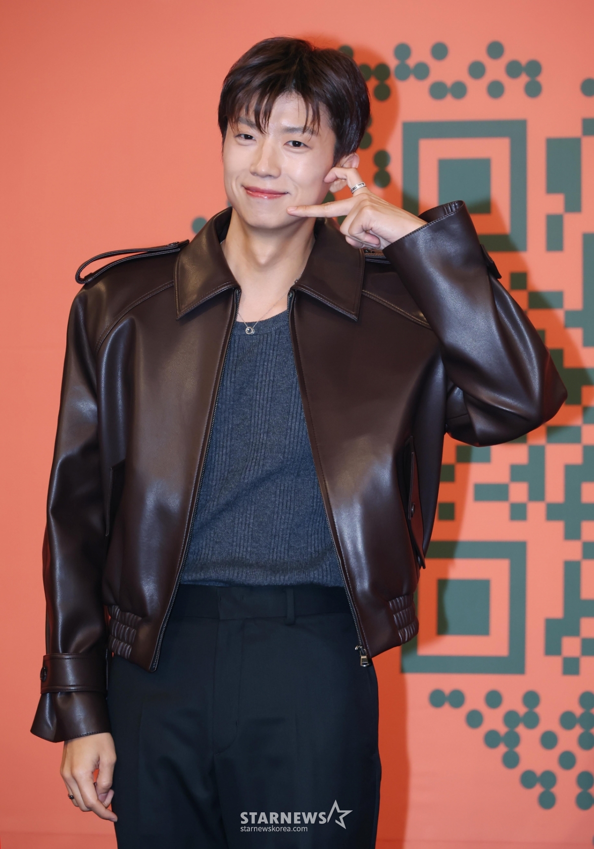 장우영 '누나 팬 사로잡는 볼하트'[★포토]